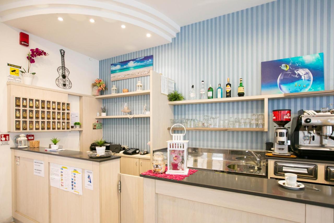 Hotel Valparaiso Rimini Zewnętrze zdjęcie