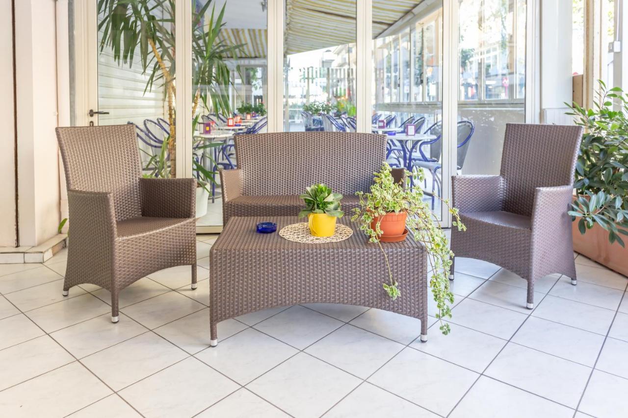 Hotel Valparaiso Rimini Zewnętrze zdjęcie